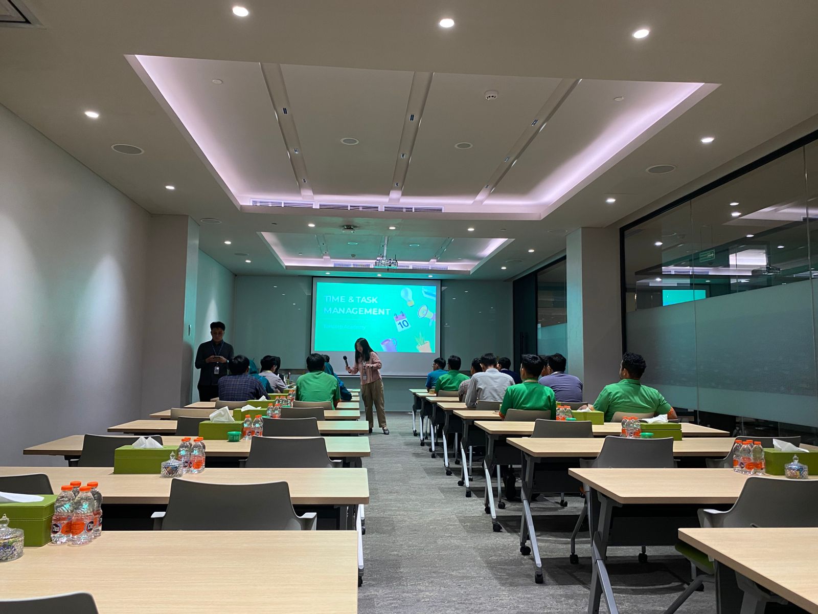 HR TRAINING-2025-5176-971