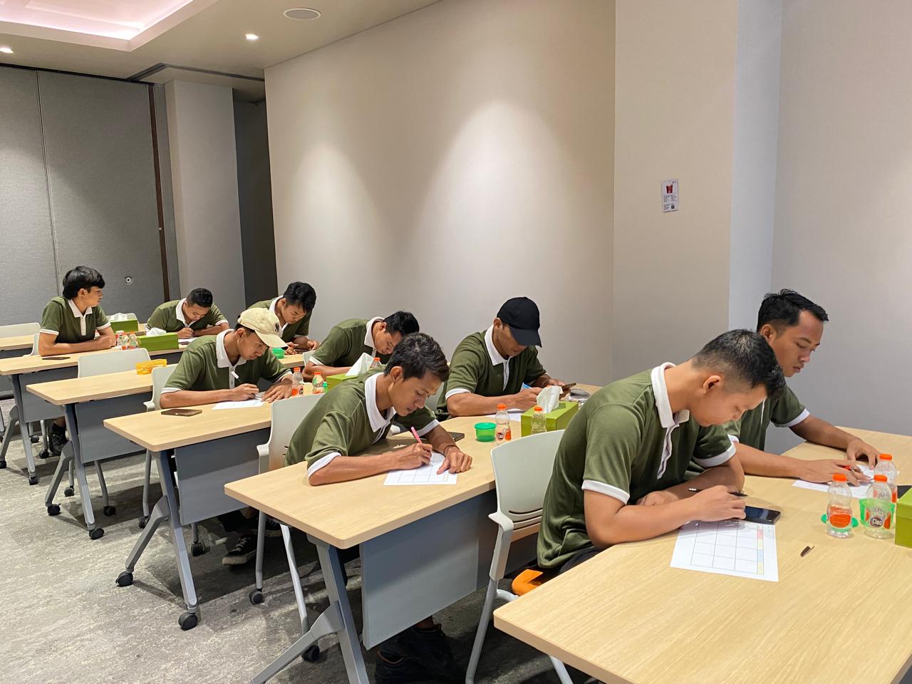 HR TRAINING-2025-5828-933